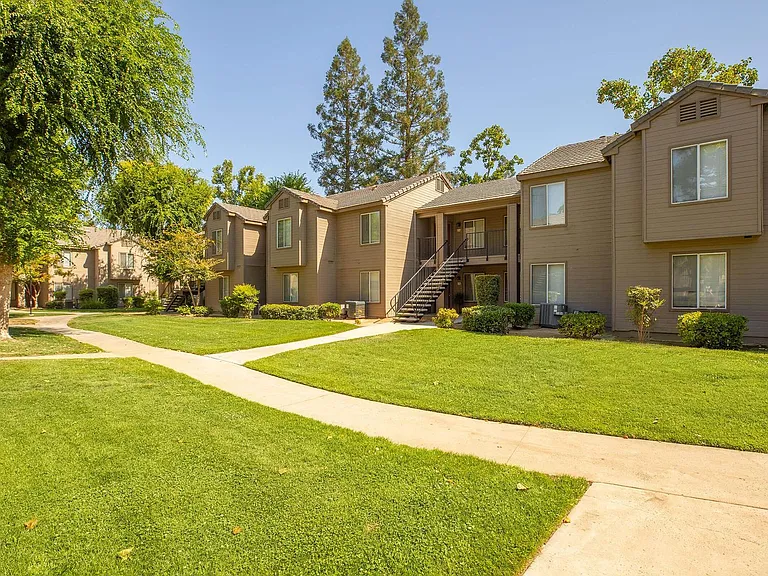 Sierra Ridge — Photo 107