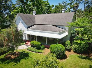 225 E Adams St, Boston, GA 31626