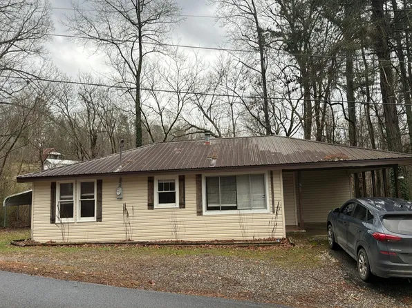 288 Kimsey St, Blairsville, GA 30512