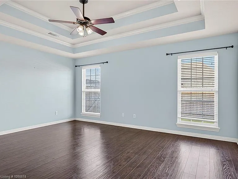 3725 Colfax Way — Photo 27