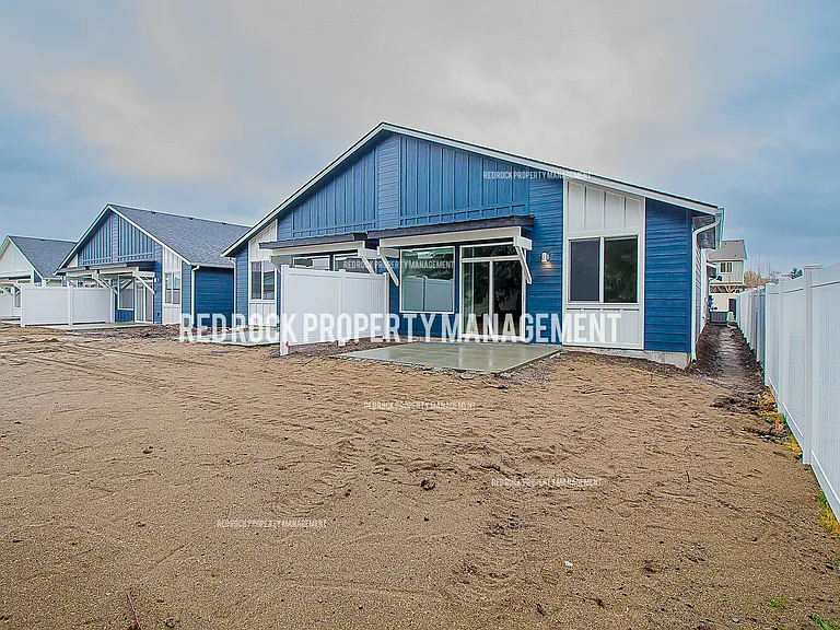 610 S Crescent Ln #1 — Photo 7