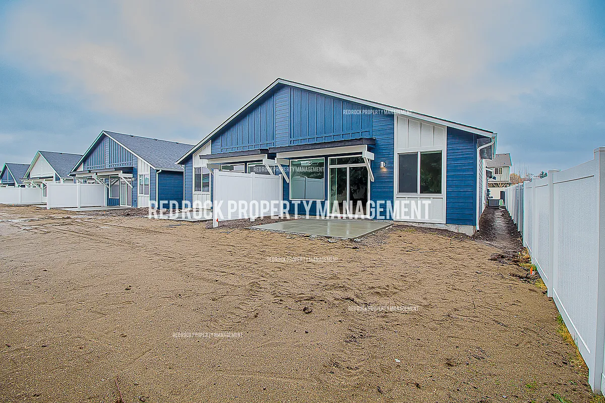 Building Photo - 610 S Crescent Ln #1