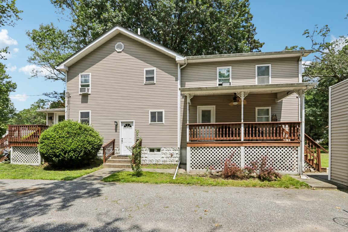 N Hook Rd-S2407-001.jpg