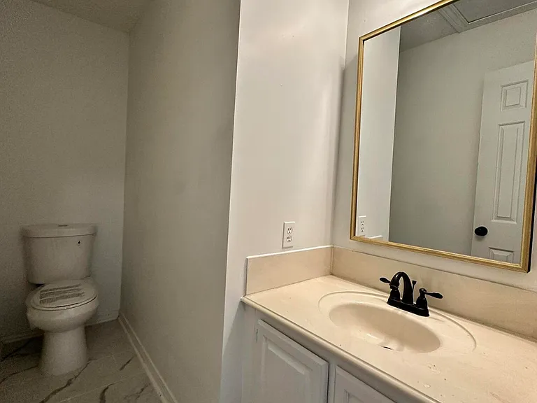 104 Ambiance Cir — Photo 5