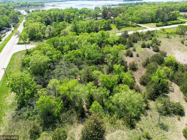 14 County Road 44, South Haven, MN 55382