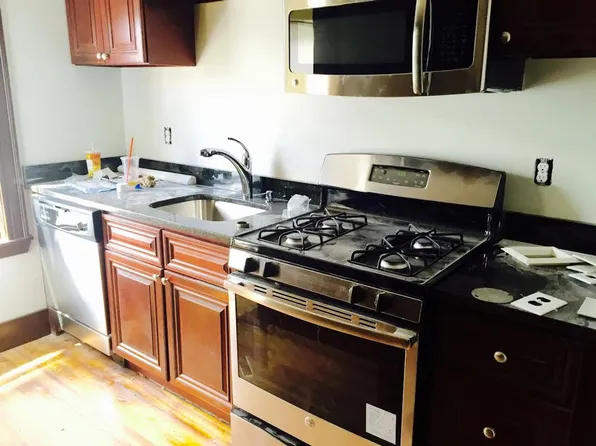 18 Walker St #18, Somerville, MA 02144