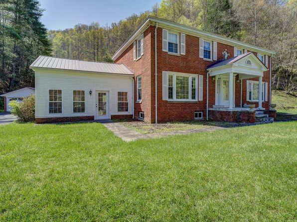 1290 Mott Branch Rd, Vansant, VA 24656