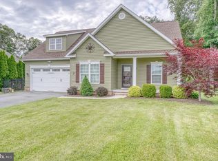 186 River Cliff Cir, Felton, DE 19943
