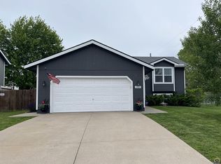 2333 SW Romar Rd, Topeka, KS 66614