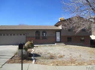2223 Norman Ln, Pueblo, CO 81005