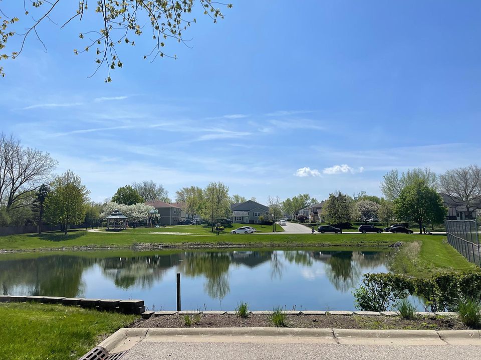 1st image of 335 Cherrywood Ct #335