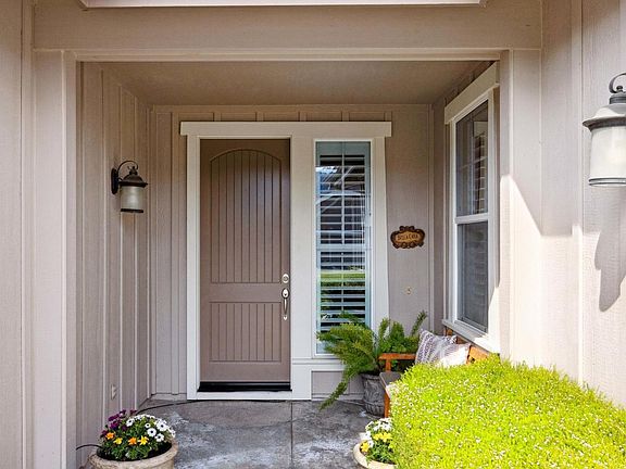 5th image of 9136 Oak Trail Circle