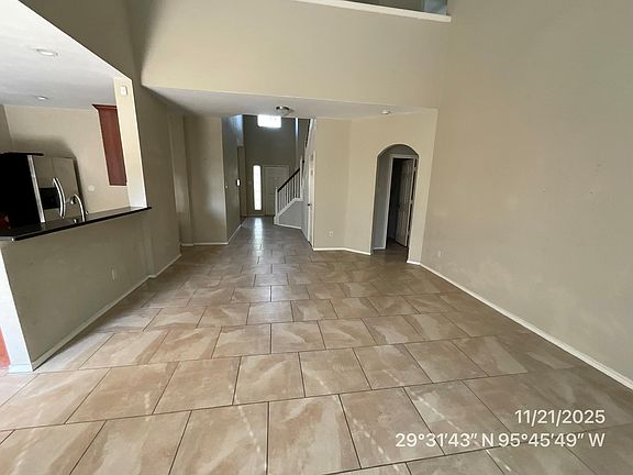 4th image of 5506 Cunningham Ln