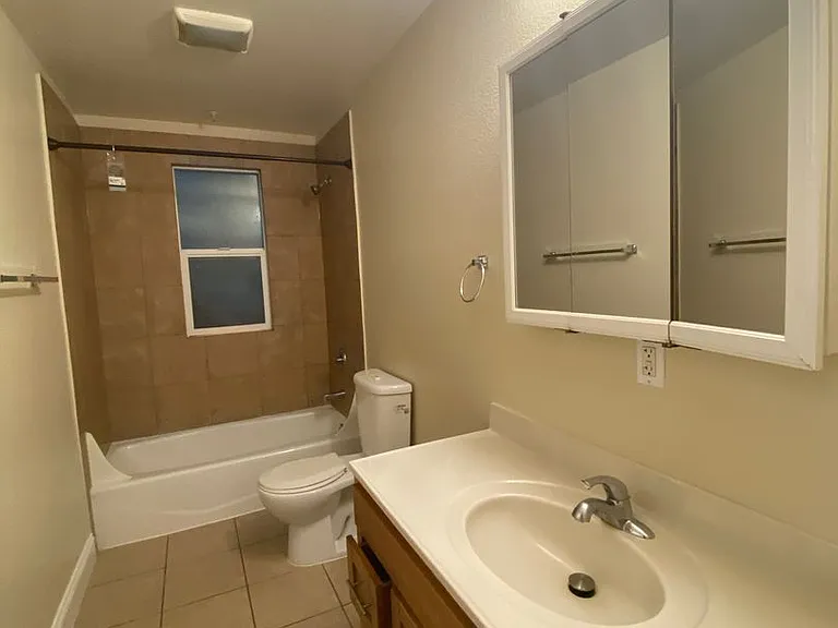 3833 Telegraph Ave — Photo 2
