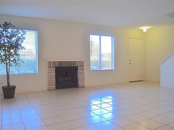 3rd image of 12519 Ashford Meadow Dr APT B