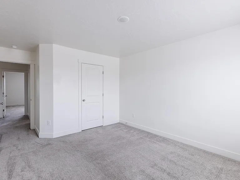 1889 E Honeycomb Dr — Photo 43