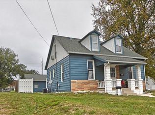403 S 19th St, Belleville, IL 62226