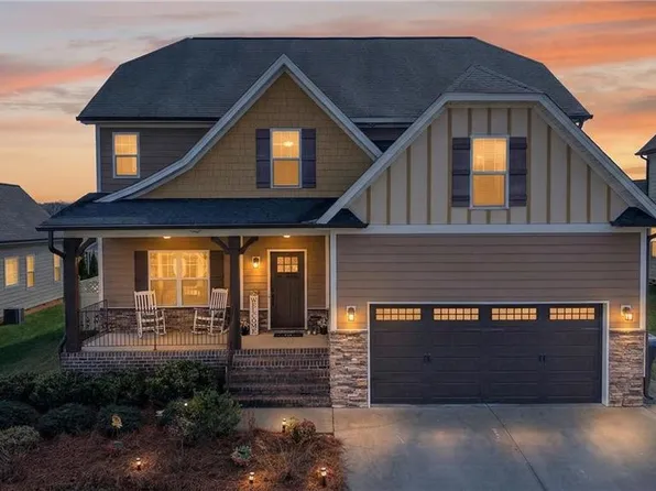 3439 Grandview Crossing Ln, Pfafftown, NC 27040