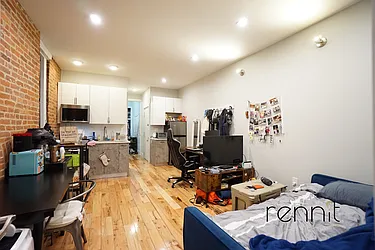 Rented by Rennit Inc.