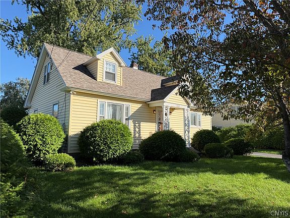 2nd image of 1007 Valentine Ave