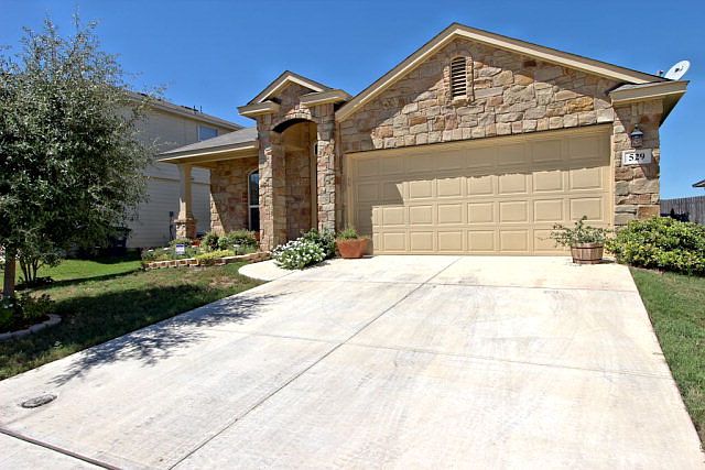 1st image of 529 Tom Kemp Dr