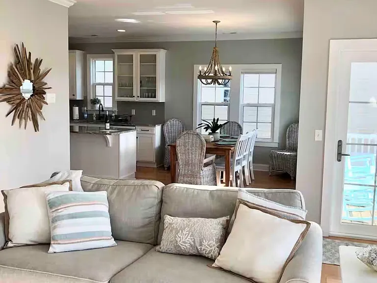 1308 Swordfish Ln — Photo 3