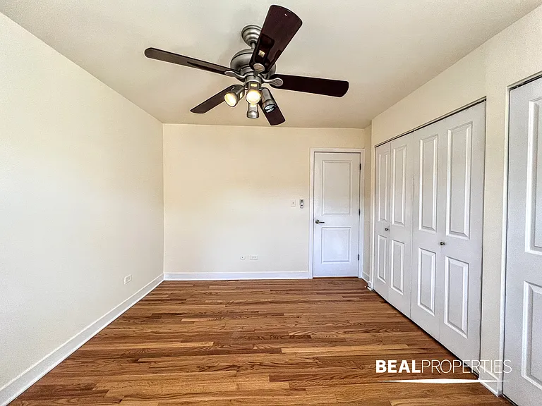 625 W Wrightwood — Photo 58