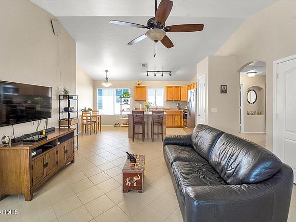 4th image of 2221 E UNION HILLS Drive #148