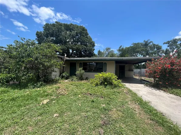 7305 N Coarsey Dr, Tampa, FL 33604