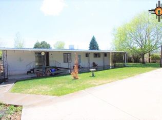 1206 E 5th St, Raton, NM 87740