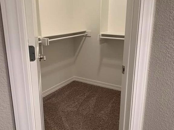3rd image of 1001 Rosemary St