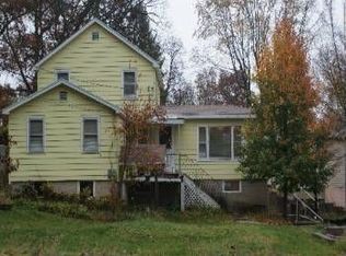 3118 N Uranus Rd, Geneva, WI 53147