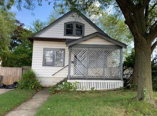 2558 N 55th St, Milwaukee, WI 53210