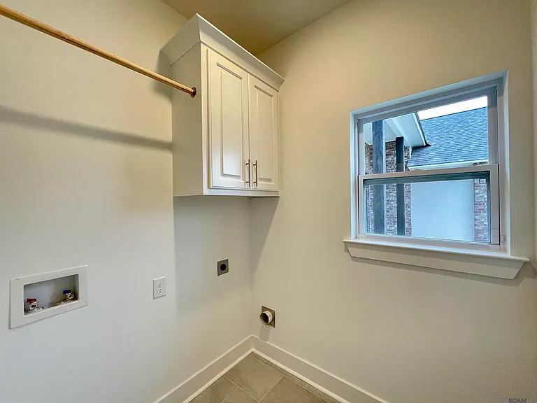 25279 Burlington Dr — Photo 6