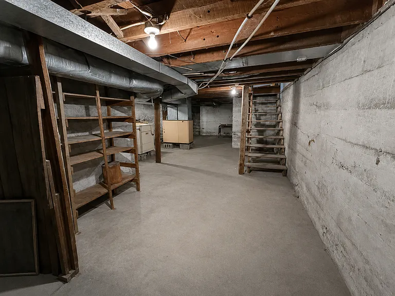 832 Thomas St #834 — Photo 21
