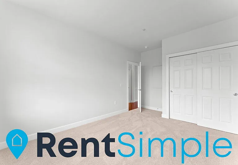 15221 Royal Crest Dr #201 — Photo 17