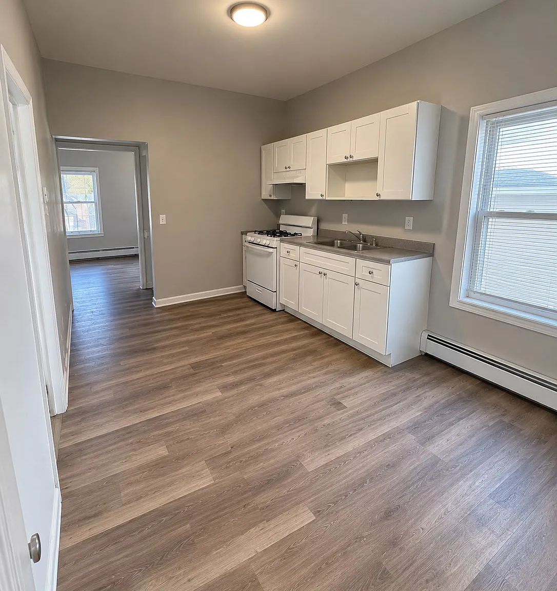 3 bed, 1.5 bath, $2,045 — Photo 3