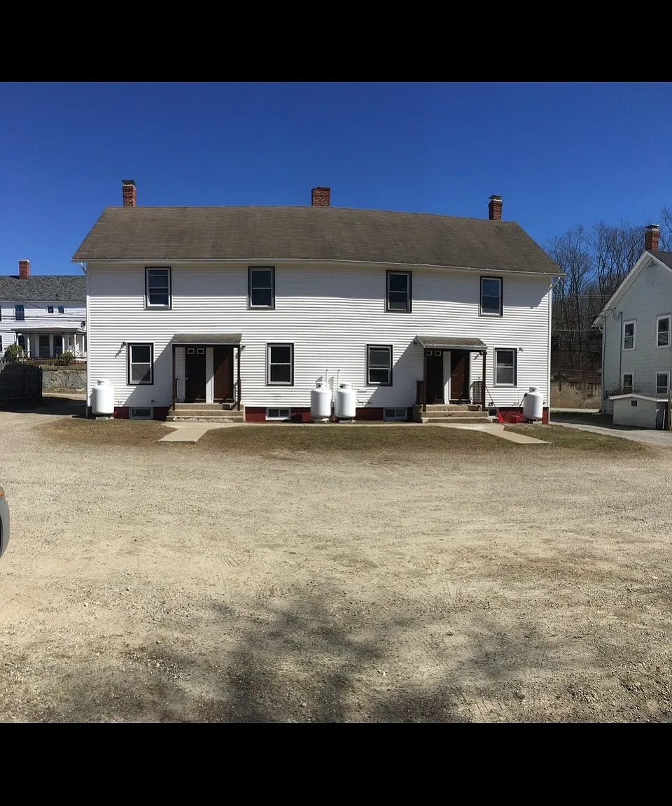 2 bed, 1000 sqft, $1,450 — Photo 2