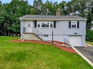 8 Roman Rd, Woburn, MA 01801