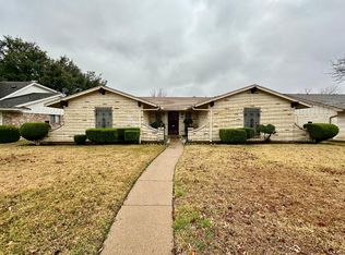 4765 Snow Dr, Mesquite, TX 75150