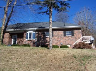 3417 Wesley Rd, Kingsport, TN 37664