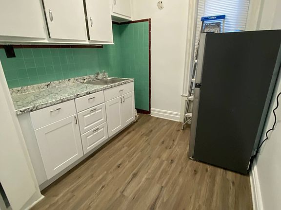 2nd image of 1150 Manor Ave APT 1F