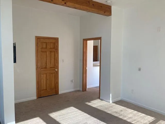 4 bed, 3324 sqft, $3,595 — Photo 3