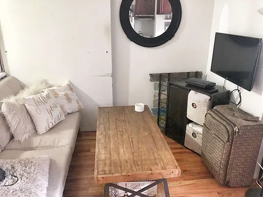 Rented by Jack B Shapiro | media 9