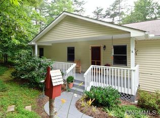 15 Harrison Hill Rd, Swannanoa, NC 28778