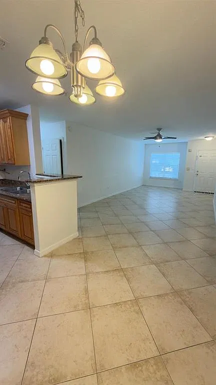 2 bed, 2.0 bath, 996 sqft, $1,650 — Photo 4