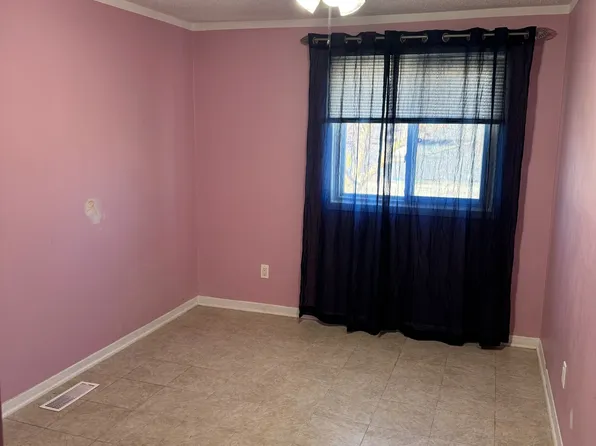 7610 Anaka Dr, Mississauga, ON L4T 3H7