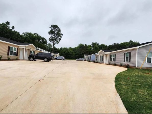 117 Ronald Pride Blvd #B