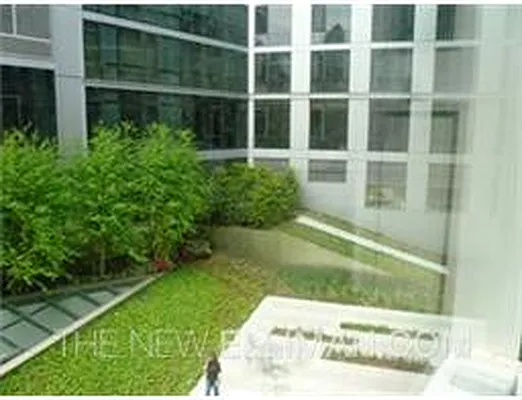 Rented by Douglas Elliman | media 19