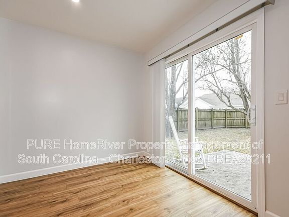 5th image of 102 Baldwin Ln